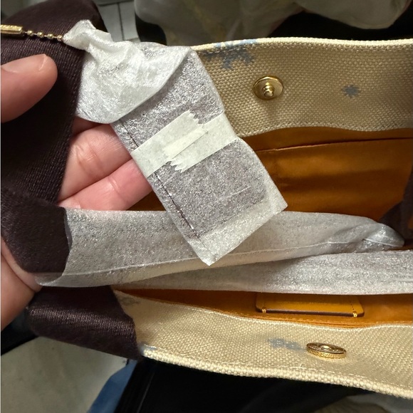 Coach X Peanuts Snoopy & Woodstock Ice Christmas Lights Tote Canvas - Picture 6 of 7